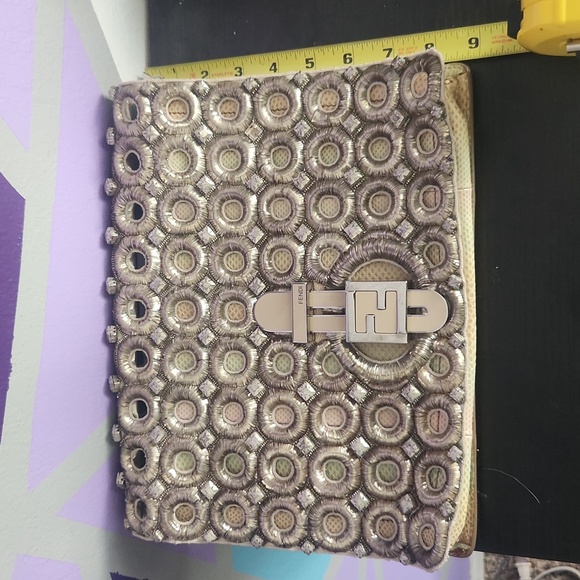 Rare Fendi Runway Shoulder Bag - Picture 16 of 17